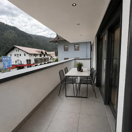Appartamento Eben Living *